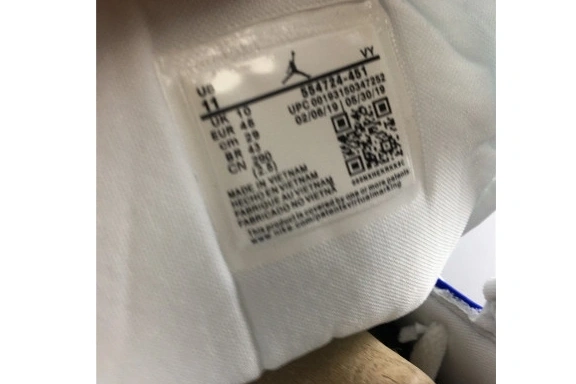 Rep EP 554724-451 HYPER MID VIOLET-WHITE 554724-451 1 ROYAL JORDAN HYPER AIR 0319